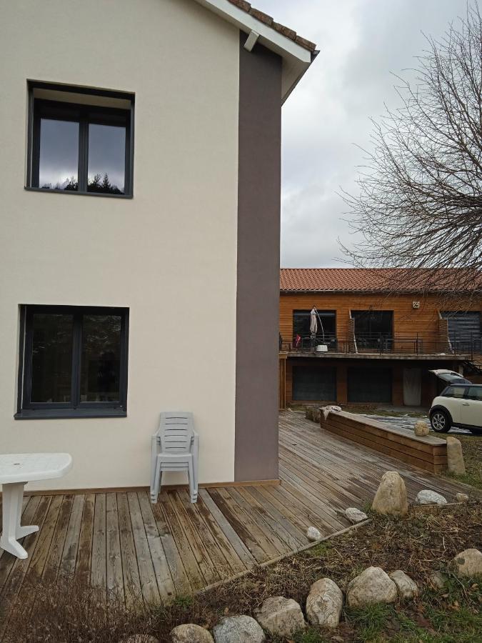 Gites De La Berthe Lantriac Exterior foto